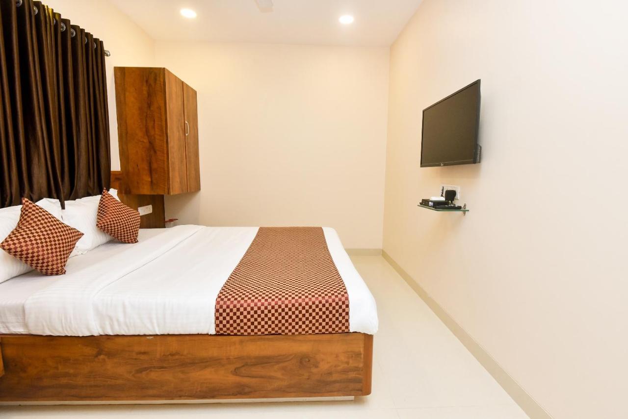 Oyo 8757 Prakash Inn Mumbai Ngoại thất bức ảnh