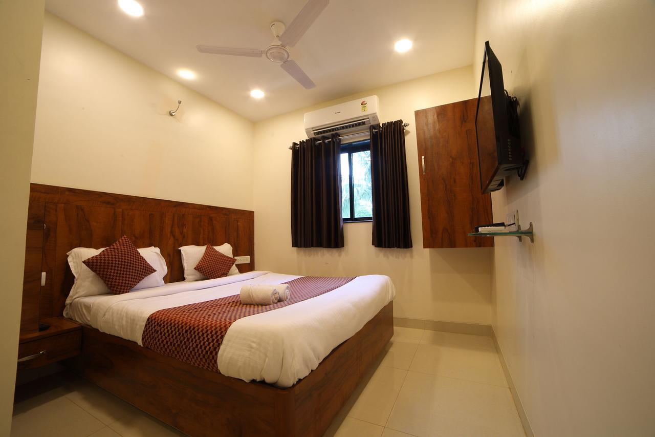 Oyo 8757 Prakash Inn Mumbai Ngoại thất bức ảnh